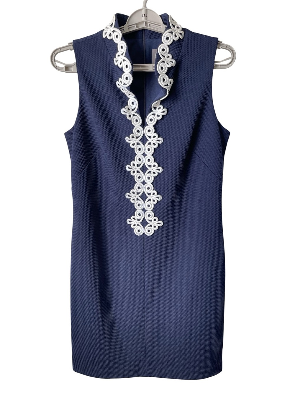 Vince Camuto Navy Blue Sleeveless Sheath Dress W/white Soutache Embroidery Sz 10